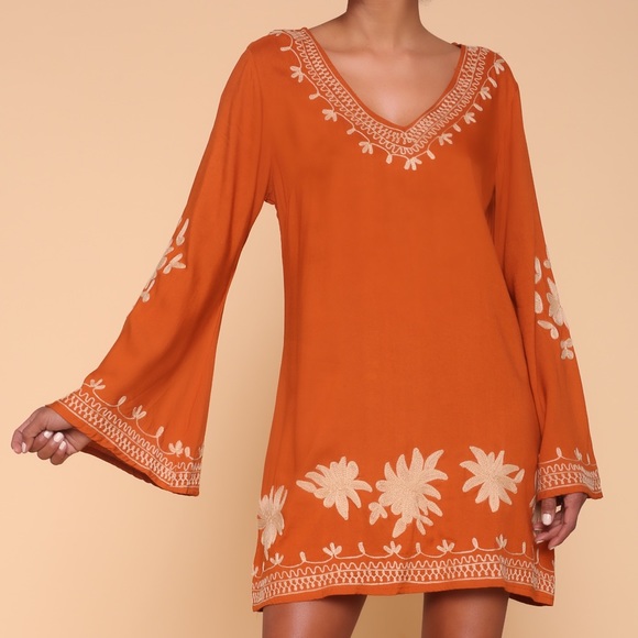 The perfect tunic for the beach or brunch! - Picture 2 of 3